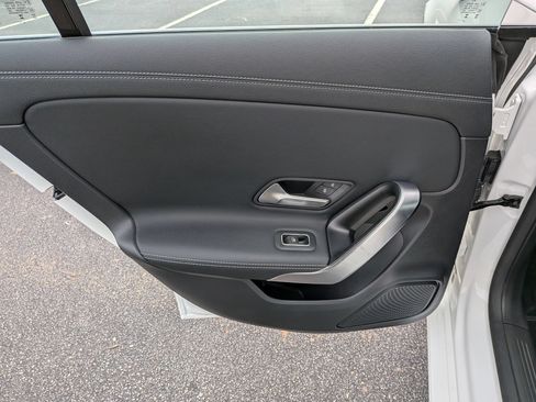 Used 2025 Mercedes-Benz CLA 250 4MATIC image 26