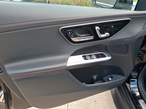 Certified 2025 Mercedes-Benz GLC 43 AMG 4MATIC image 12