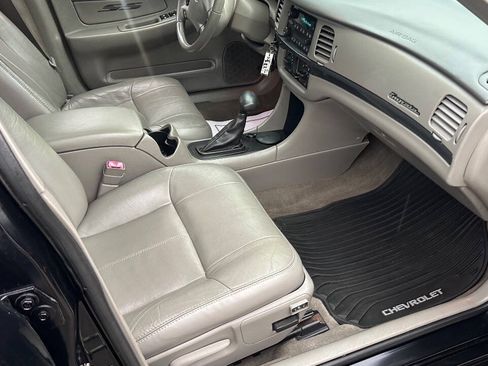 Used 2005 Chevrolet Impala SS w/ Sun And Sound Package FWD image 7