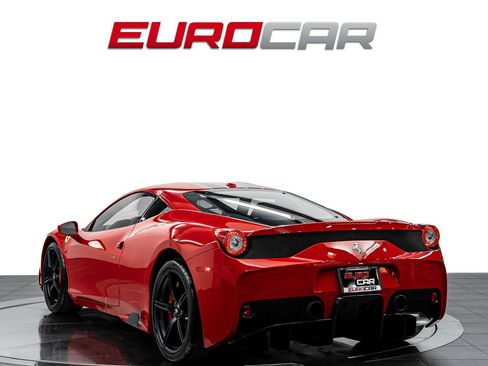 Used 2015 Ferrari 458 Speciale Coupe RWD image 3