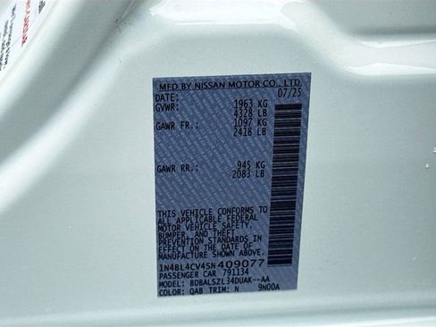 New 2025 Nissan Altima 2.5 SR w/ SR Premium Package image 20