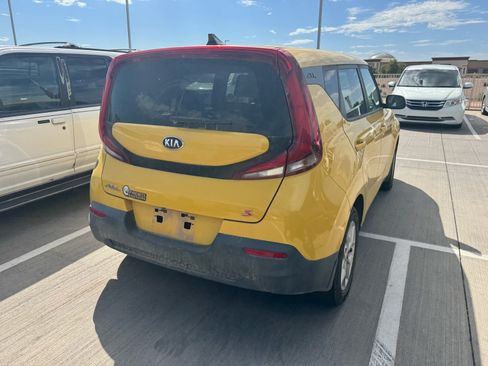 Used 2020 Kia Soul S FWD image 4