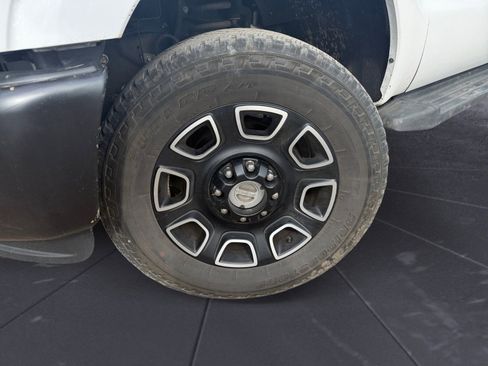 Used 2014 Ford F250 XL w/ Power Equipment Group image 14