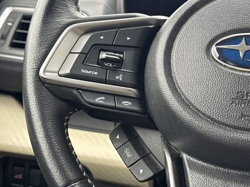 Used 2019 Subaru Ascent Premium AWD/4WD image 4