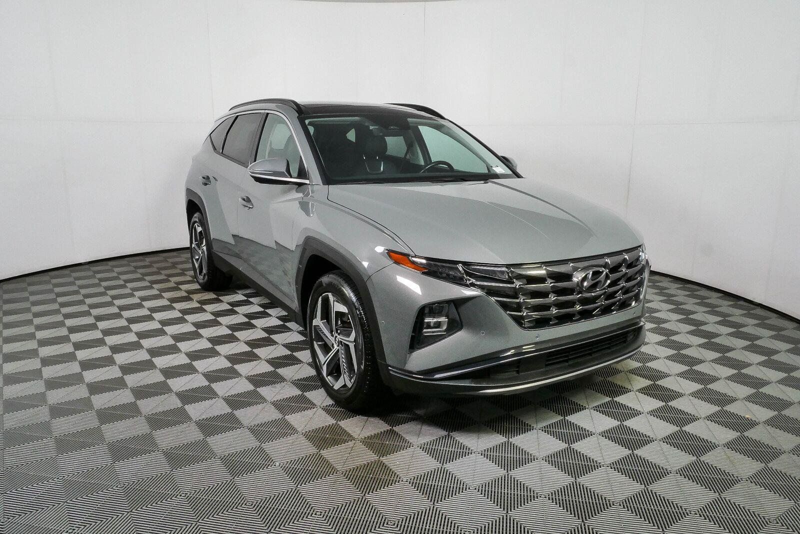 Used 2024 Hyundai Tucson Limited AWD/4WD image 1