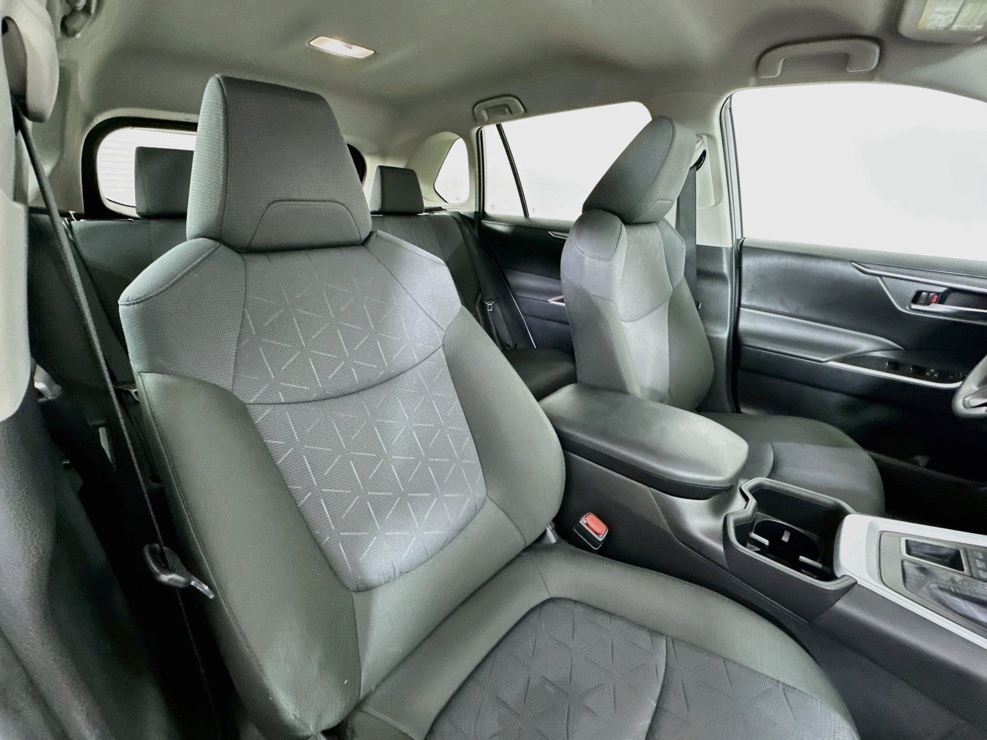Certified 2025 Toyota RAV4 XLE AWD/4WD image 25