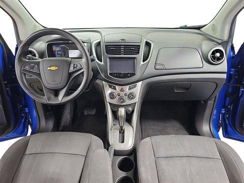 Used 2016 Chevrolet Trax LT image 13