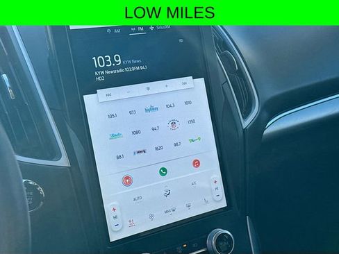 Used 2022 Ford Edge SEL w/ Convenience Package image 16