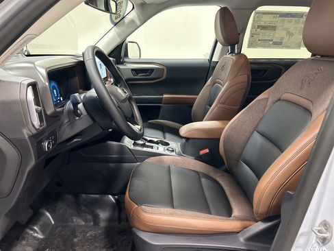 New 2026 Ford Bronco Sport Outer Banks w/ Sasquatch Outer Banks Package AWD/4WD image 10