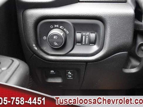 Used 2025 RAM 1500 Big Horn image 37