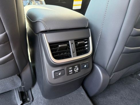 New 2025 Subaru Outback Limited XT image 25