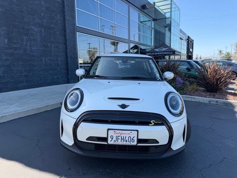 Used 2024 MINI Cooper SE FWD image 5