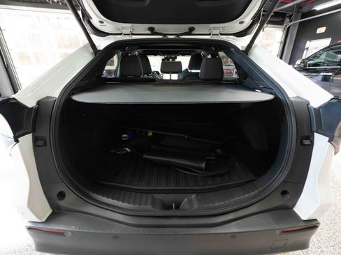 Used 2023 Toyota bZ4X Limited image 28