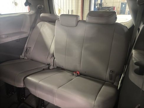 Used 2019 Toyota Sienna XLE Premium w/ Protection Package AWD/4WD image 23