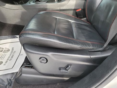 Used 2018 Dodge Durango GT image 29