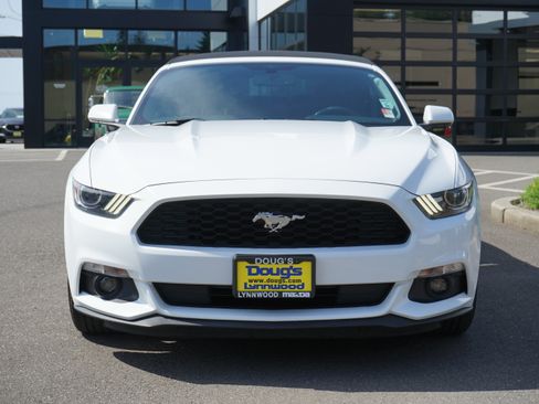 Used 2016 Ford Mustang Convertible w/ Equipment Group 051A RWD image 8