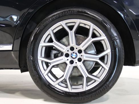 Used 2022 BMW X7 xDrive40i w/ Executive Package AWD/4WD image 71