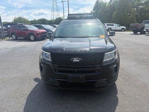 Used 2018 Ford Explorer Sport w/ Equipment Group 401A AWD/4WD image 17