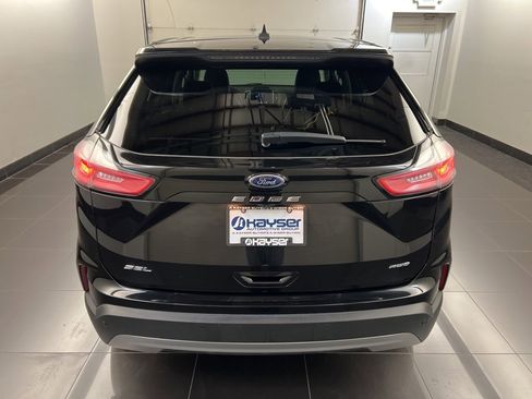 Certified 2022 Ford Edge SEL w/ Convenience Package image 5