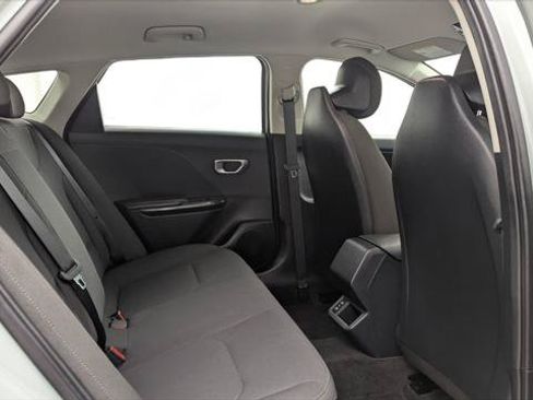 Used 2026 Kia K4 FWD image 18