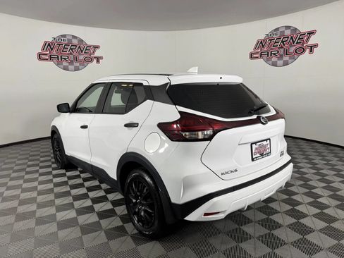Used 2021 Nissan Kicks S FWD image 5