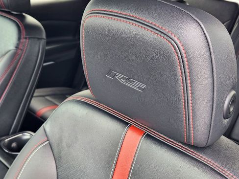 Used 2024 Chevrolet Traverse RS FWD image 15