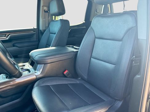Used 2025 Chevrolet Silverado 1500 RST w/ Redline Edition AWD/4WD image 22