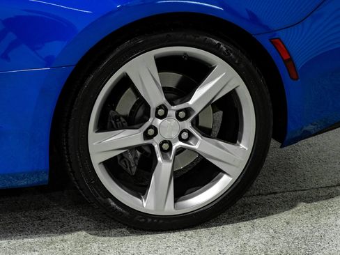 Used 2018 Chevrolet Camaro SS RWD image 59