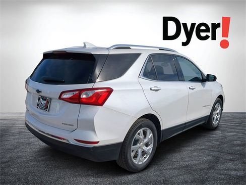 Certified 2021 Chevrolet Equinox Premier image 3