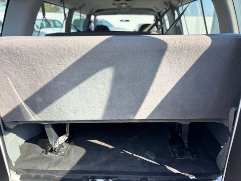 Used 2003 Ford E-350 and Econoline 350 XL image 22