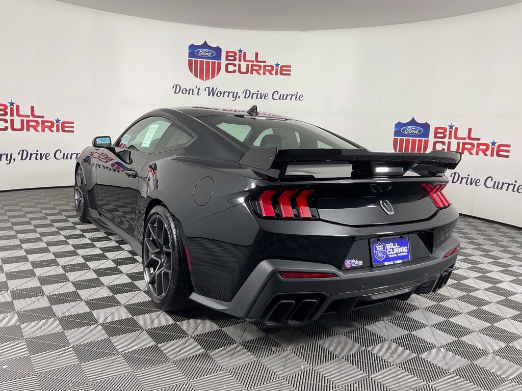 New 2026 Ford Mustang Dark Horse SC w/ Carbon Fiber Exterior Package RWD image 5
