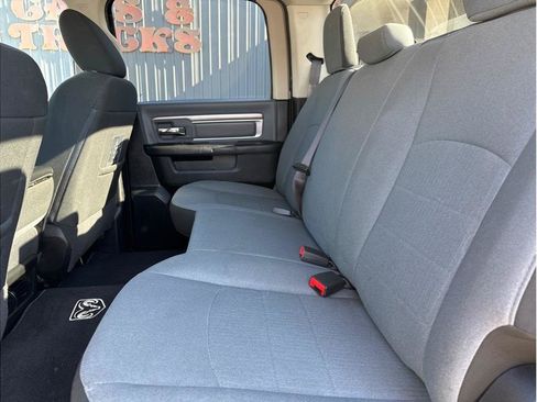 Used 2021 RAM 1500 Classic SLT RWD image 17