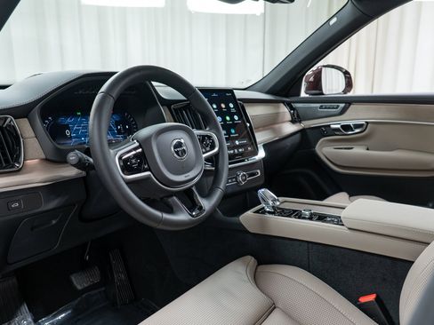 New 2026 Volvo XC90 B6 Ultra w/ Protection Package image 12