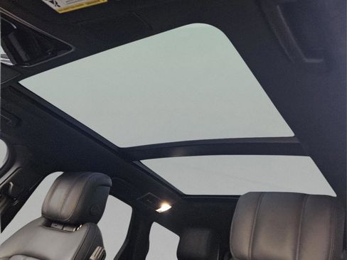 Used 2020 Land Rover Range Rover Sport HSE image 26