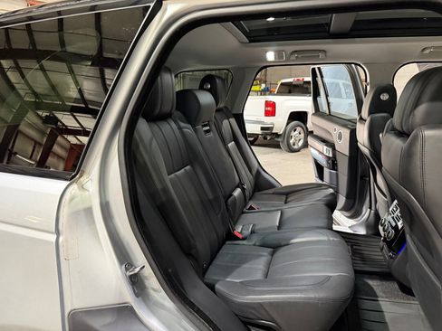 Used 2017 Land Rover Range Rover Supercharged AWD/4WD image 22