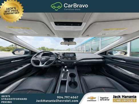 Used 2022 Nissan Altima 2.5 SR FWD image 13
