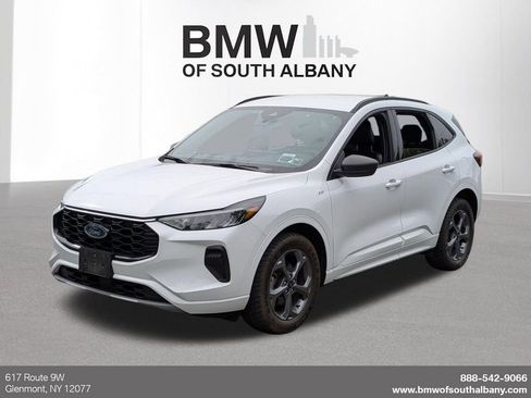Used 2023 Ford Escape ST-Line w/ Tech Pack #1 AWD/4WD image 1