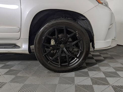 Used 2019 Lexus GX 460 Premium AWD/4WD image 14
