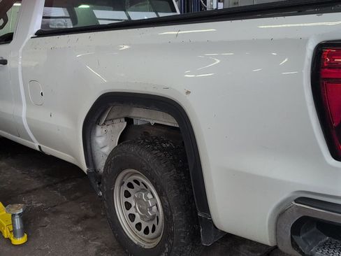 Used 2020 GMC Sierra 1500 2WD REG CAB 140 w/ Trailering Package image 2