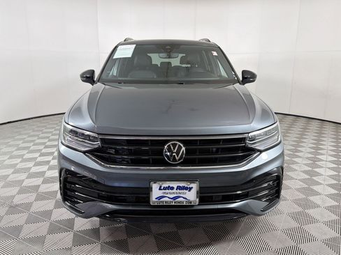 Used 2023 Volkswagen Tiguan SE R-Line image 6
