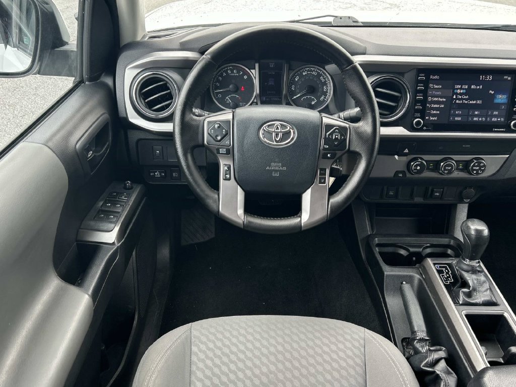 Used 2020 Toyota Tacoma SR5 RWD image 13