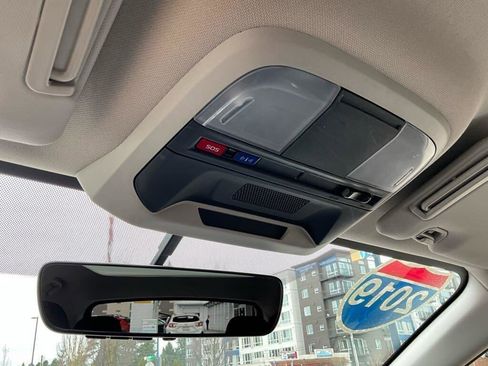 Used 2019 Subaru Crosstrek 2.0i Premium image 15