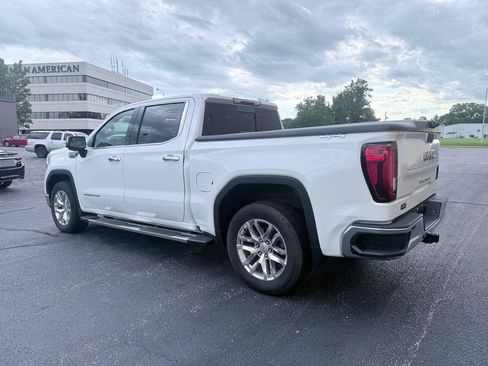 Used 2022 GMC Sierra 1500 SLT w/ SLT Premium Package AWD/4WD image 3
