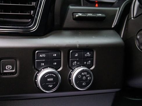 Certified 2024 GMC Sierra 1500 AT4 w/ Technology Package AWD/4WD image 25