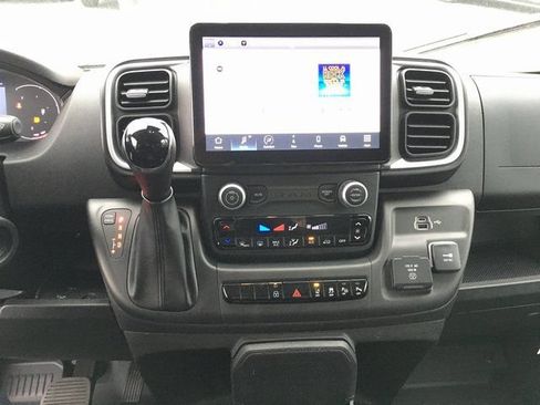 Used 2024 RAM ProMaster 3500 w/ Leather Interior Group FWD image 19