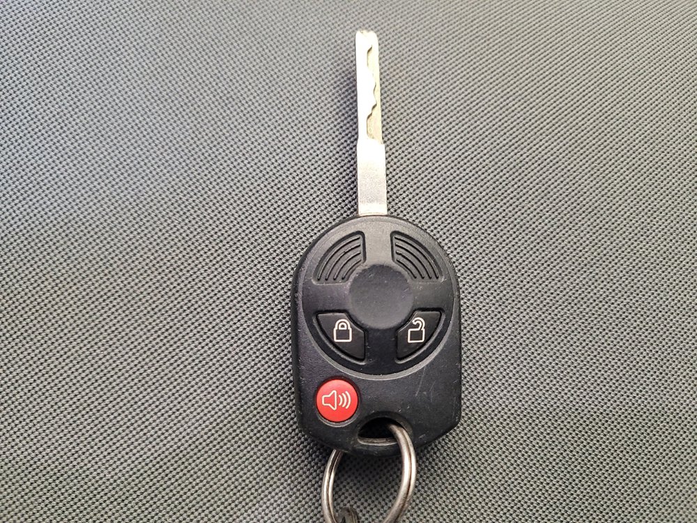 Used 2015 Ford Escape SE FWD image 32