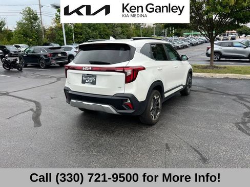 Used 2024 Kia Seltos SX w/ SX Sunroof Package AWD/4WD image 6