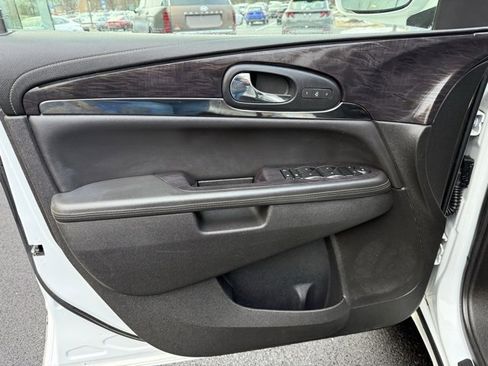 Used 2016 Buick Enclave Leather image 12