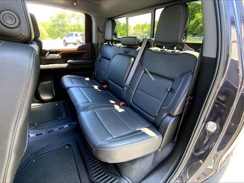 Used 2024 GMC Sierra 1500 Denali AWD/4WD image 25