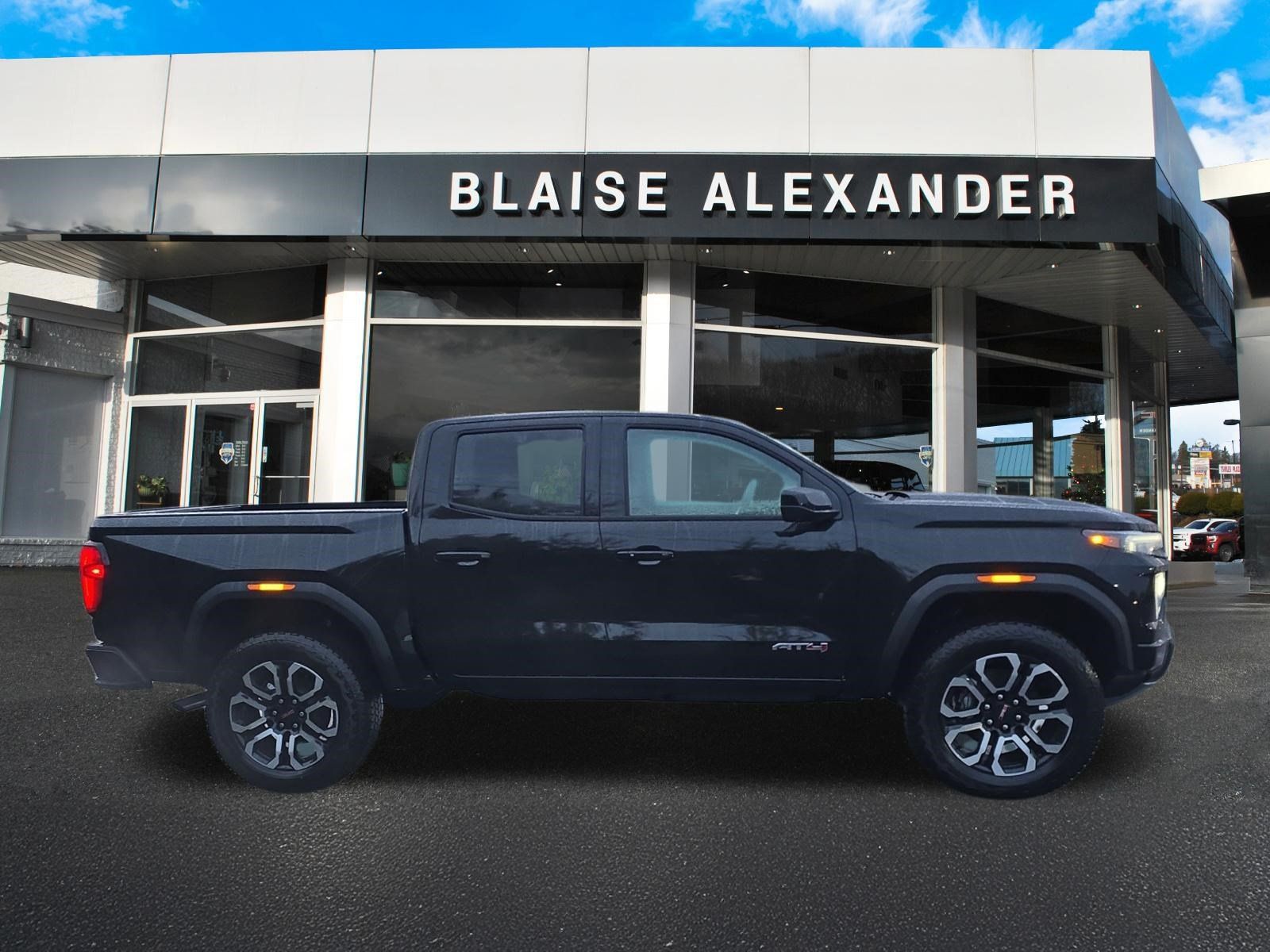 New 2026 GMC Canyon AT4 w/ Technology Plus Package AWD/4WD image 2